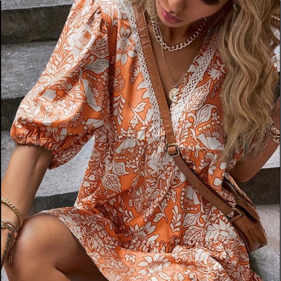 Boho floral lace contrast smock dress - Picture 6 of 7